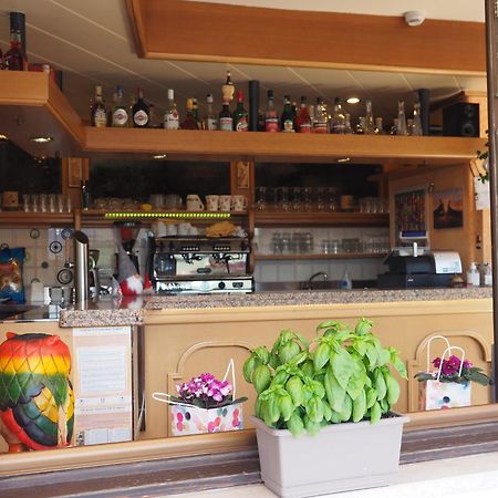 Hotel B&B Francolini Folgaria Eksteriør billede